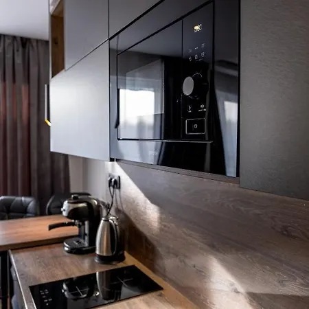 Luxury Redefined In Center - Elevate Your In A Smart And Modern Apartman Várna