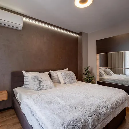 Luxury Redefined In City Center - Elevate Your In A Smart And Modern Appartement